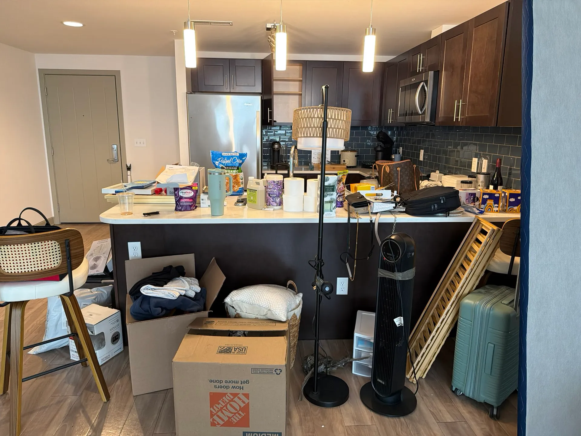 Move-in day, hour zero